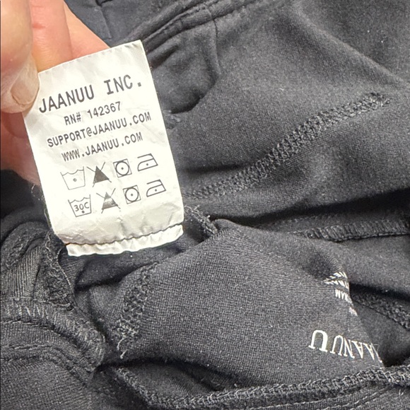 Jaanuu Black Cargo Scrub Pants
NWT - Picture 13 of 17